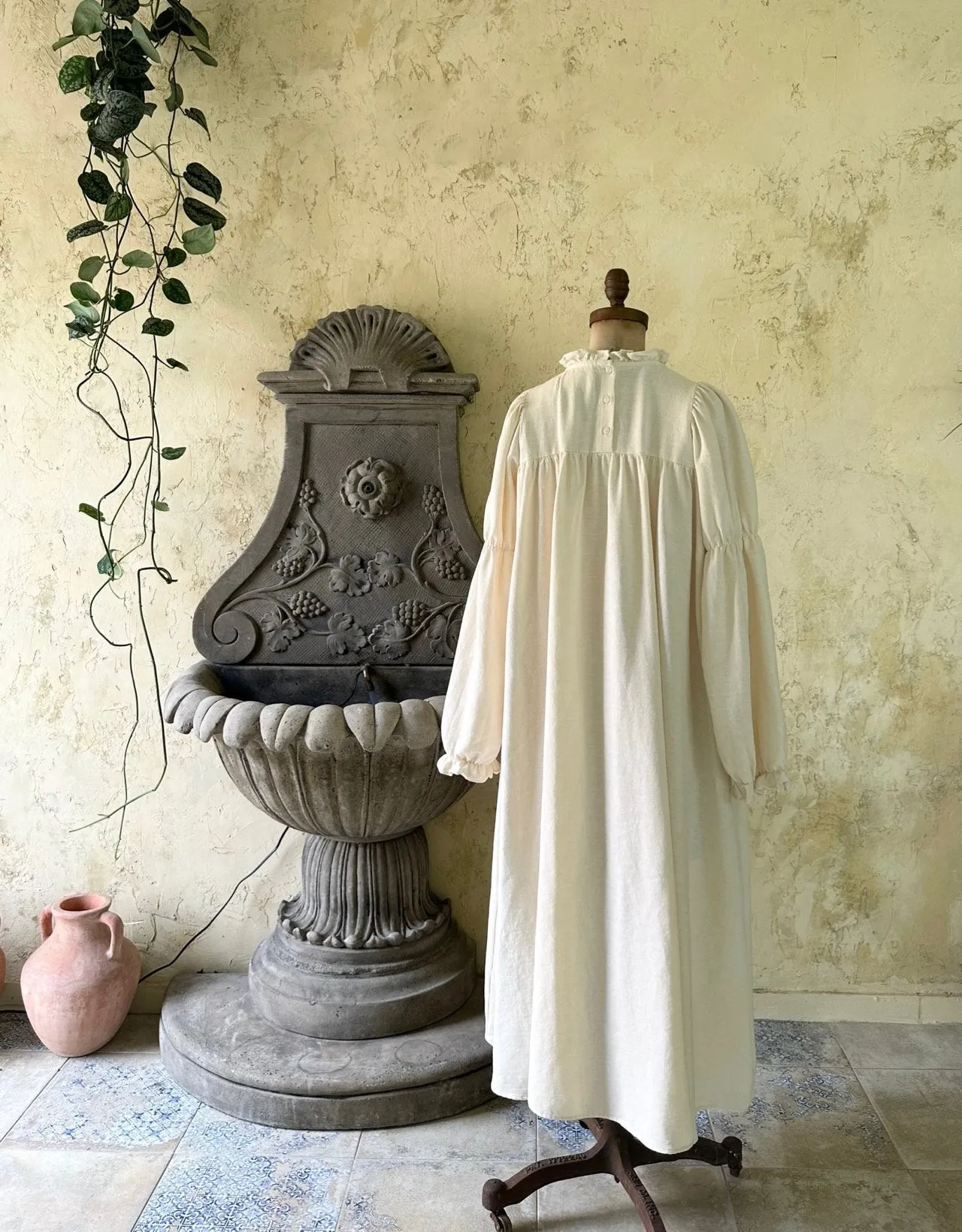 Monbebe Mayo Adult Dress _Cream