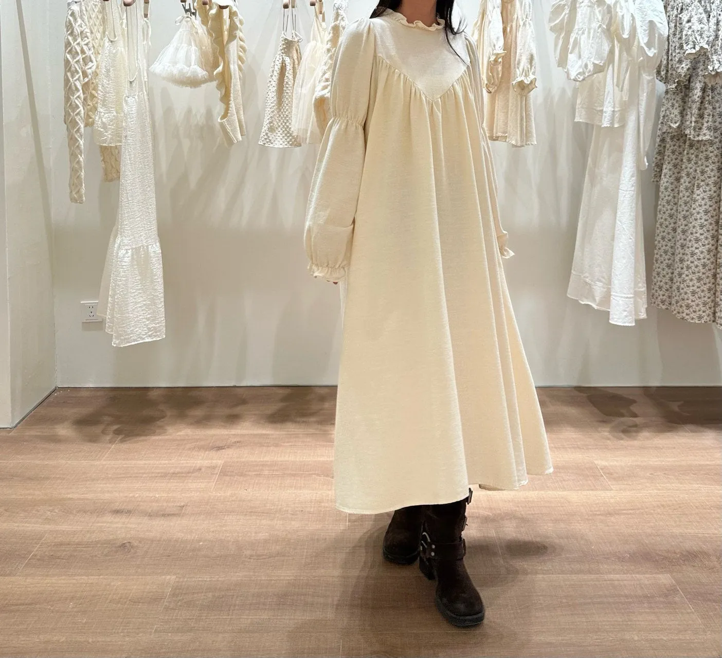 Monbebe Mayo Adult Dress _Cream
